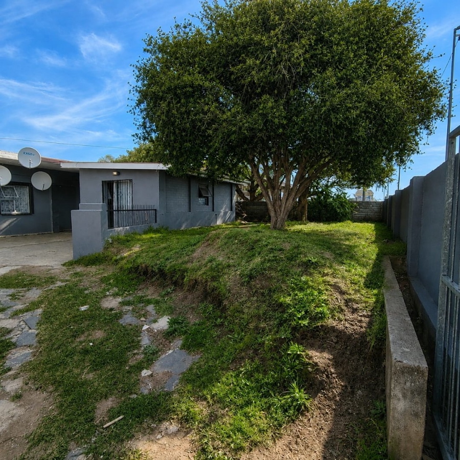 8 Bedroom Property for Sale in Amalinda Eastern Cape